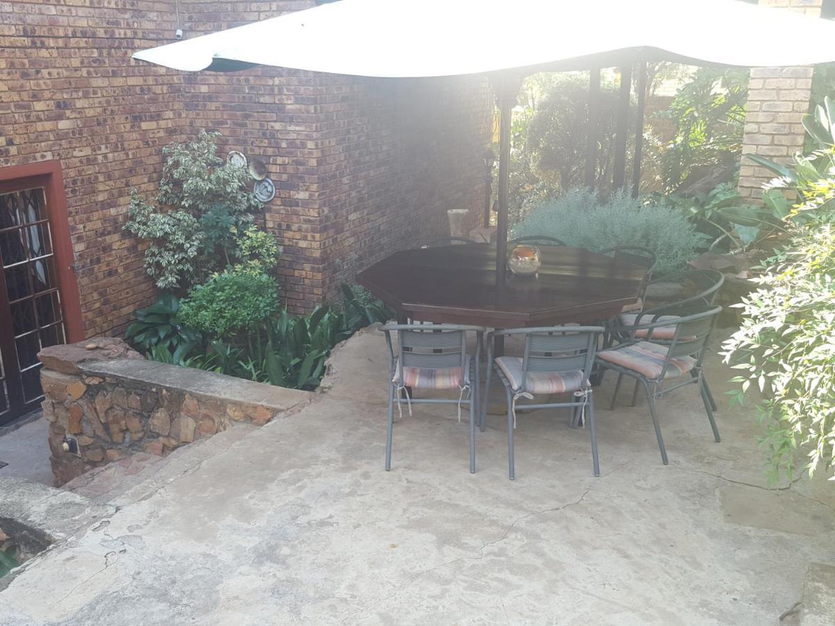 Grace Place BnB Pretoria Bed & Breakfast Exterior foto