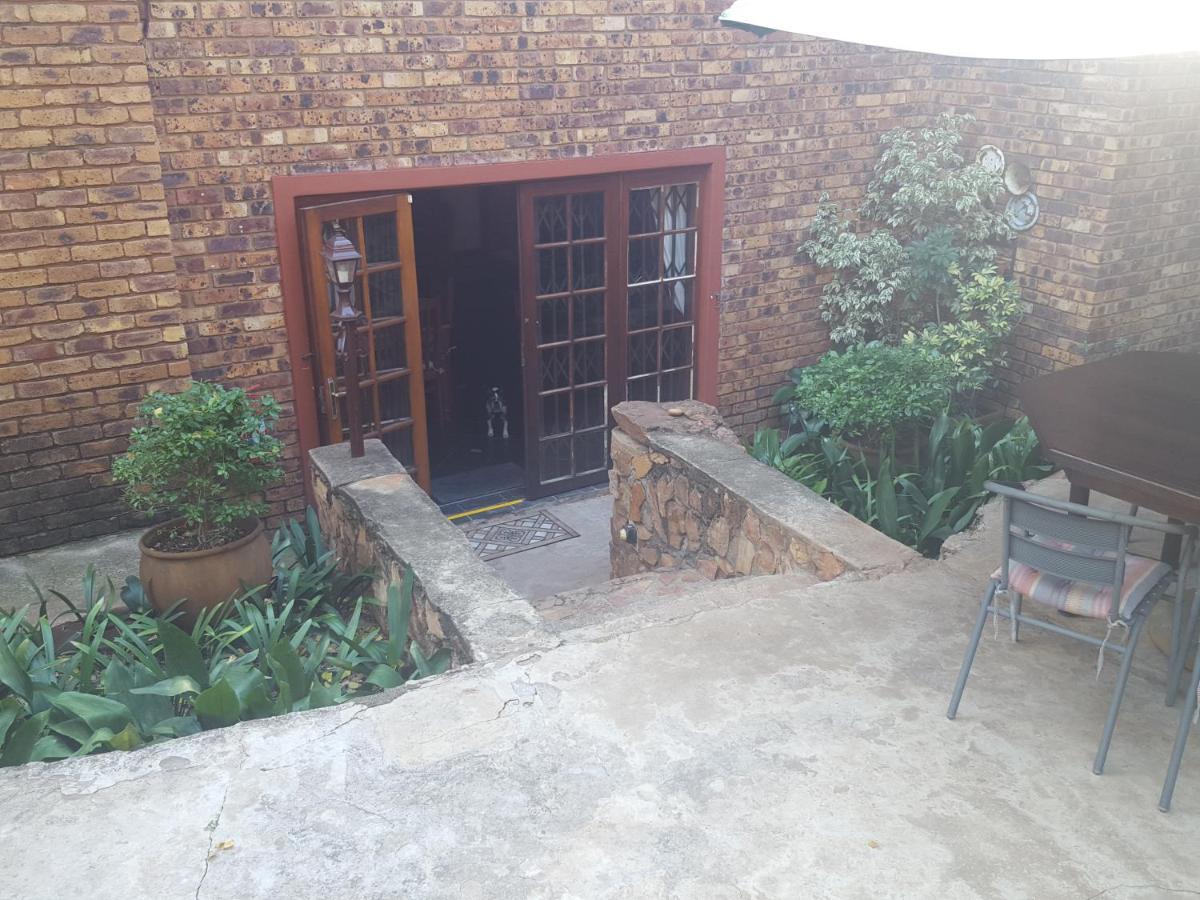 Grace Place BnB Pretoria Bed & Breakfast Exterior foto
