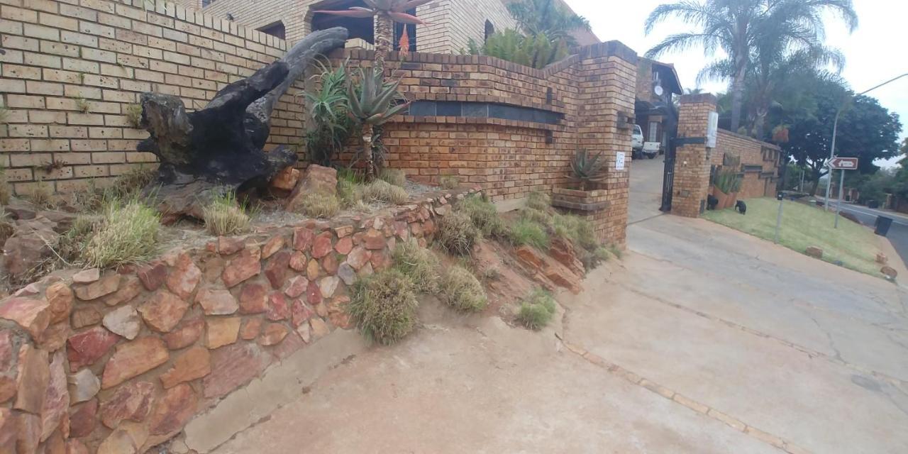 Grace Place BnB Pretoria Bed & Breakfast Exterior foto